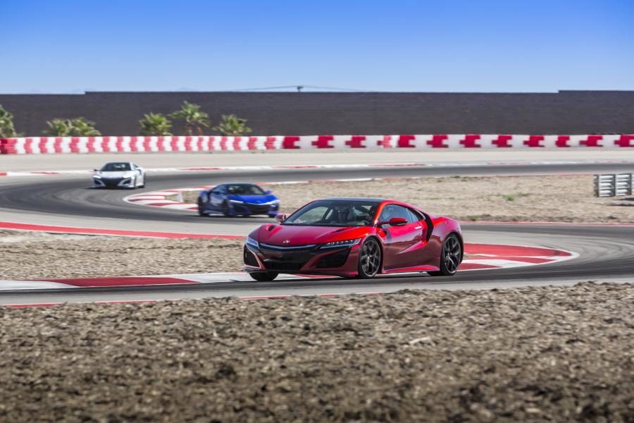  Acura NSX 2016 года  (NA) (фото 94 из 286)
